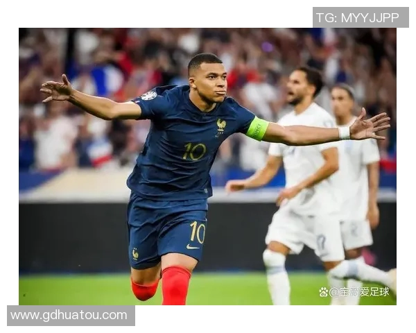 姆巴佩转会再掀波澜皇马夏窗报价18亿欧元引发热议